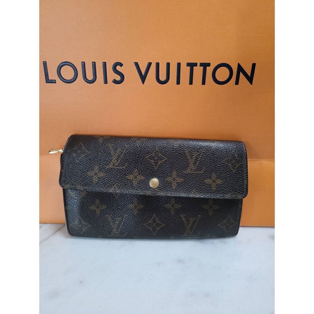 Louis Vuitton Monogram Bifold Sarah Long Wallet.  TH0958